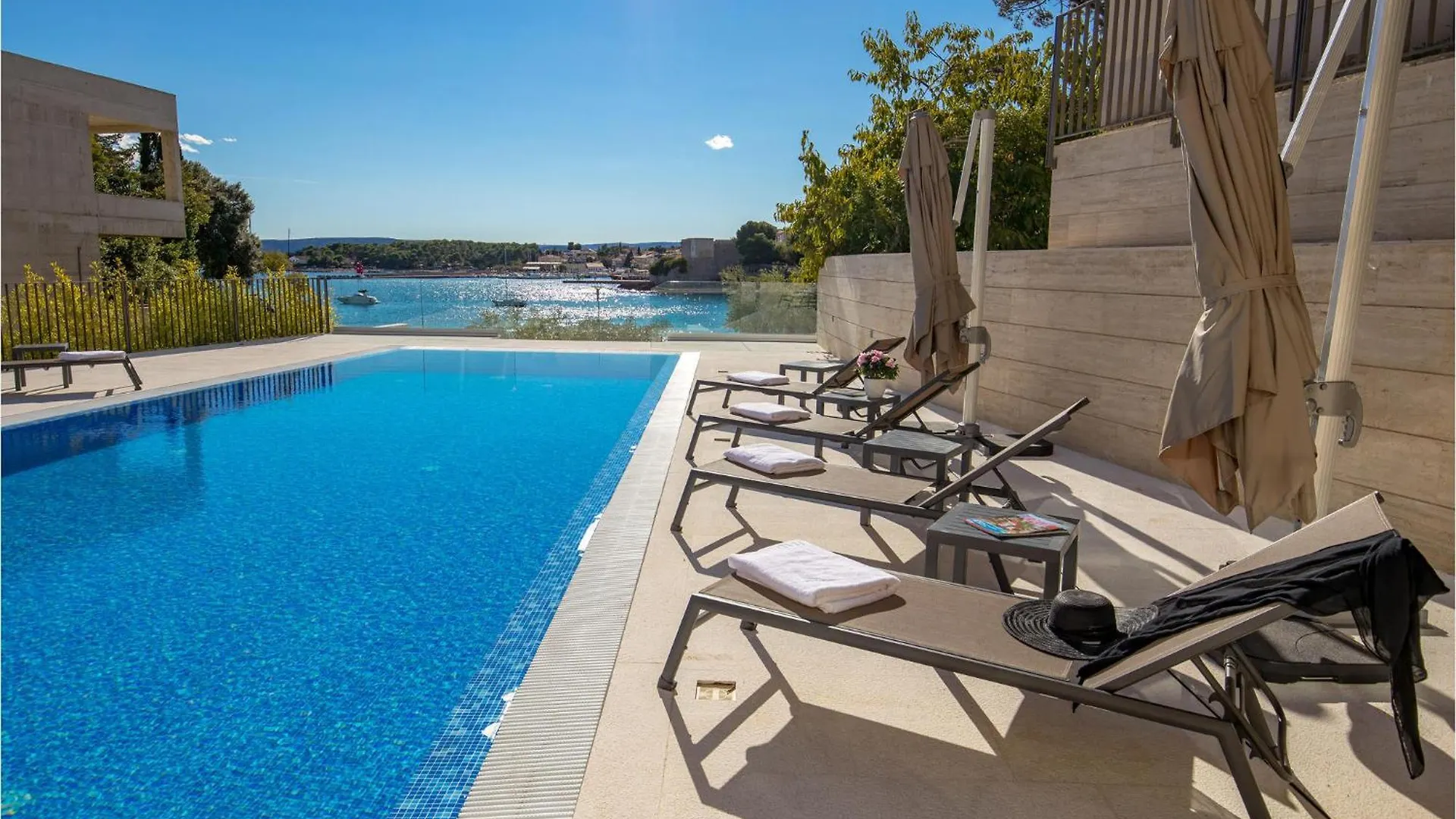 Stunning Apartment In Krk With House Sea View Krk Town 0*,